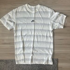 The Nike Tee (skate) black and white striped